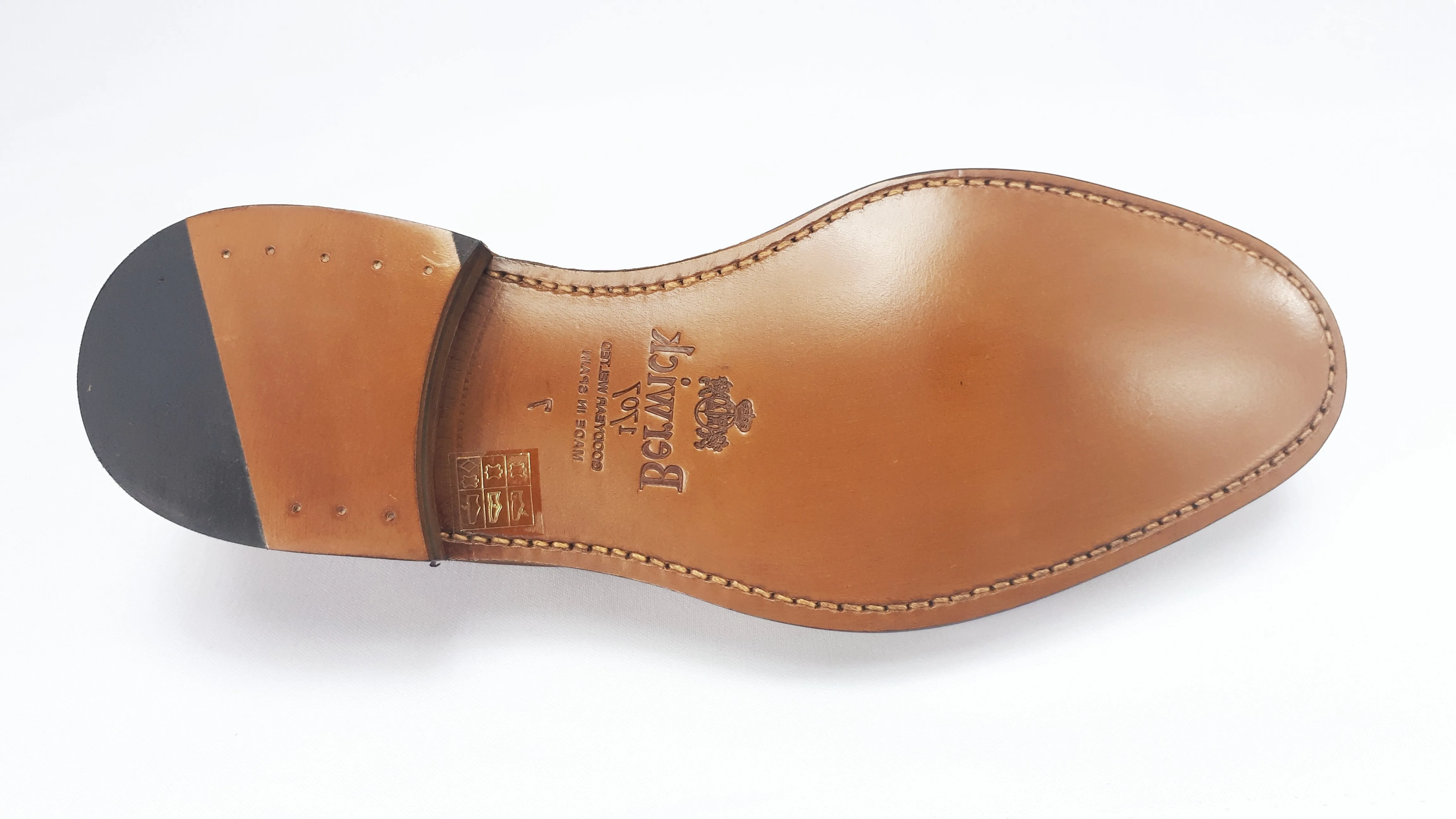 Berwick 2817 Brogue - Anicalf