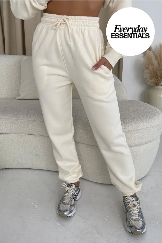 Glamify cream essential jogger