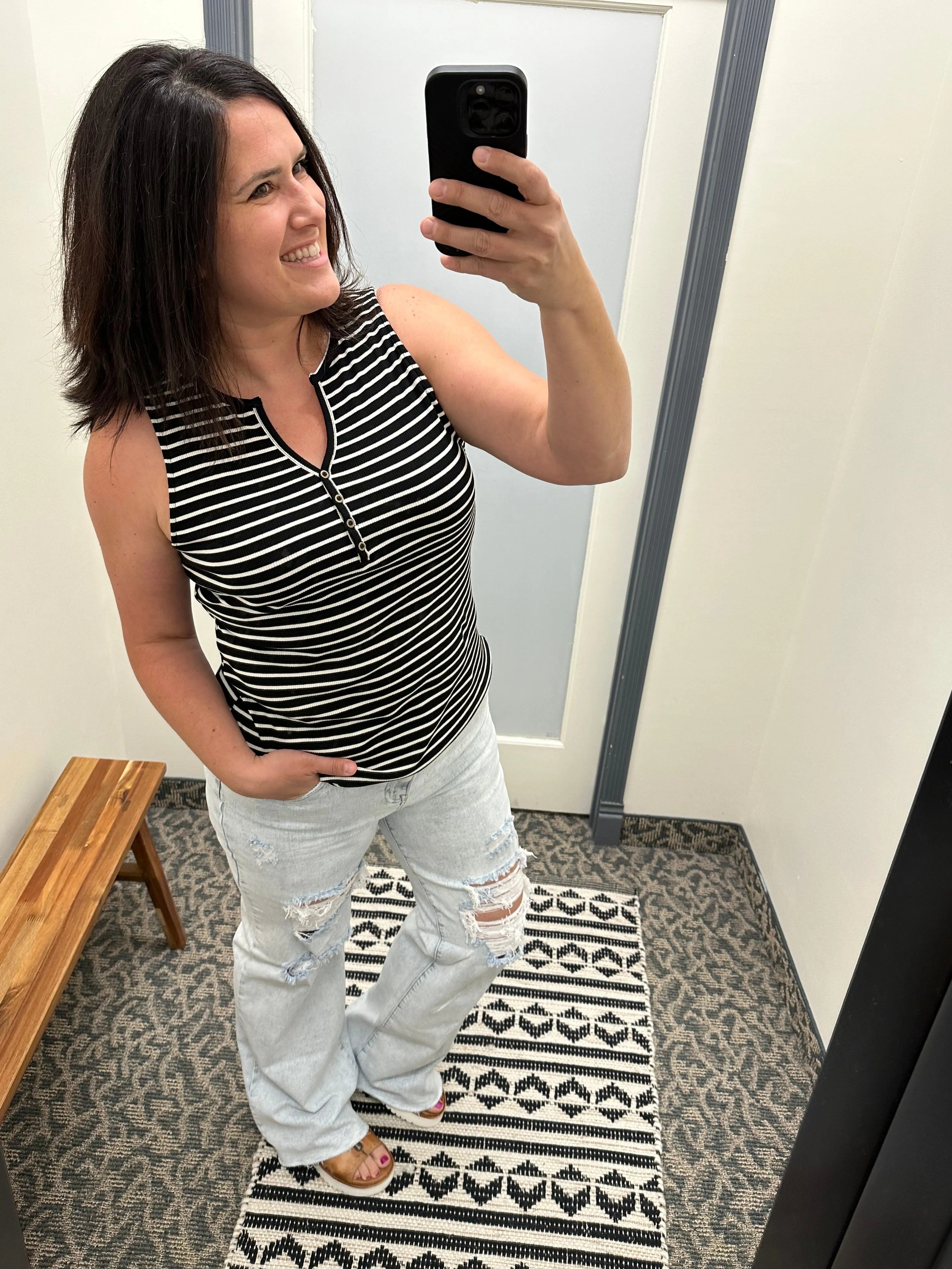 High Rise Wide Leg Distressed Long Jeans (Risen)