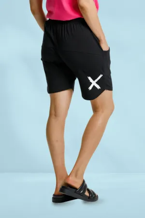 Homelee Apartment Shorts Black White X