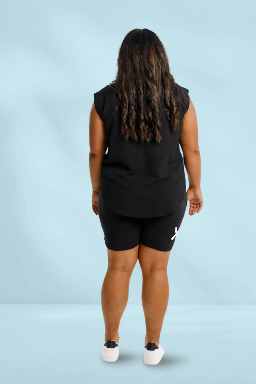 Homelee Apartment Shorts Black White X