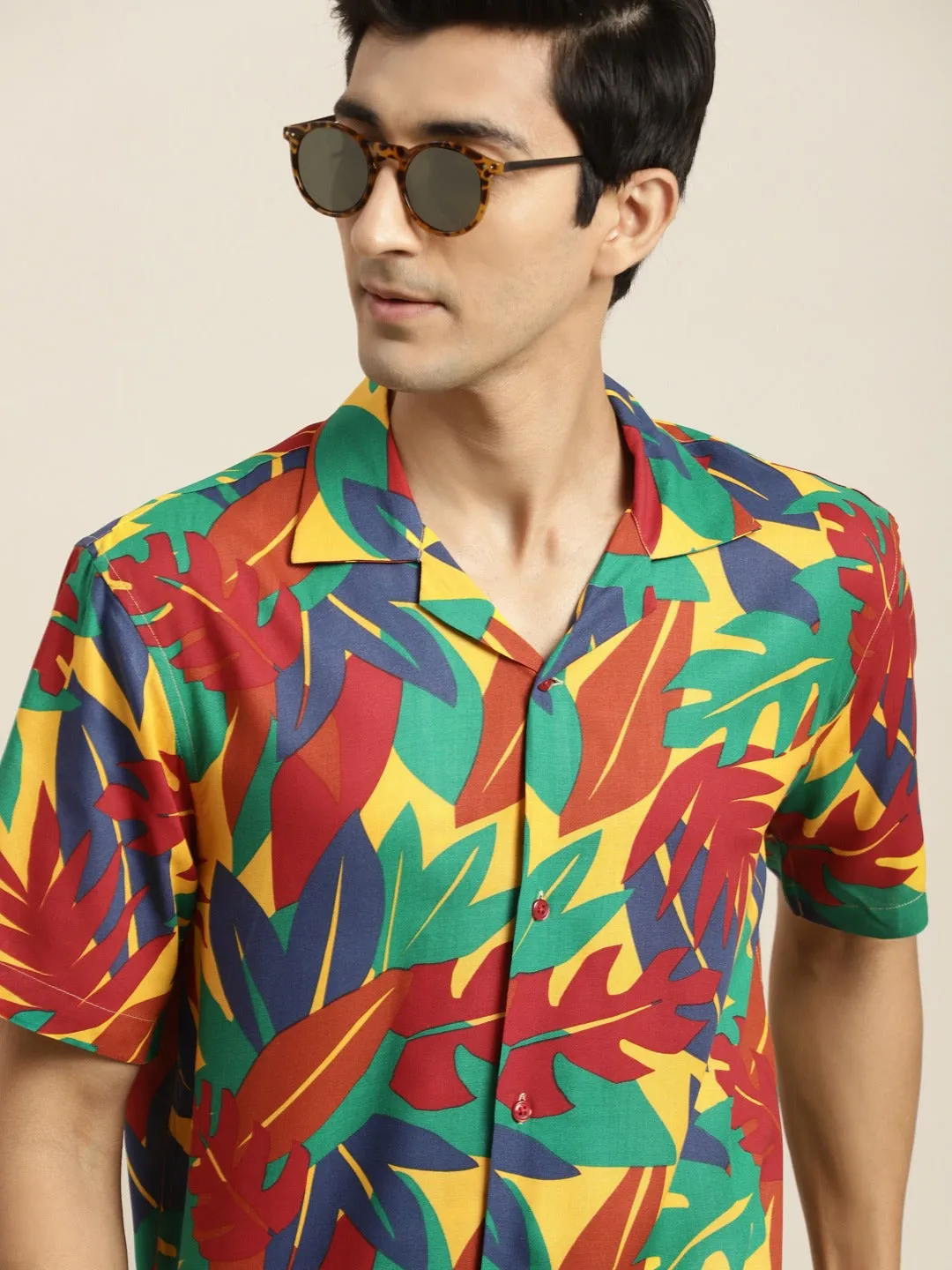 Men Blue & Green Printed Viscose Rayon Relaxed Fit Casual Resort Shirt