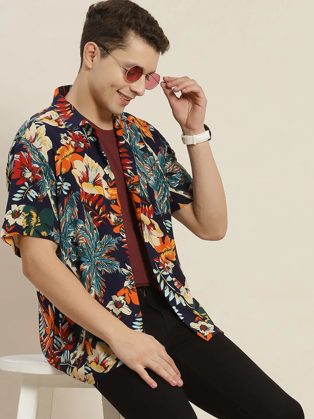 Men Navy & Blue Printed Viscose Rayon Regular Fit Casual Resort Shirt