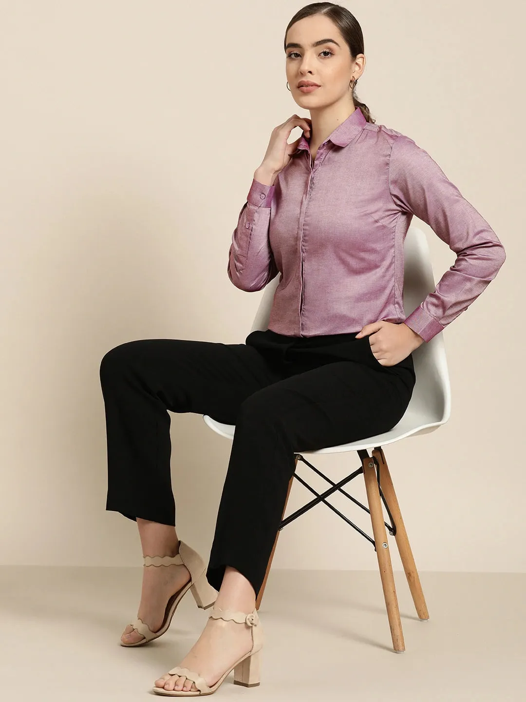 Women Purple Solid Pure Cotton Slim Fit Formal Shirt